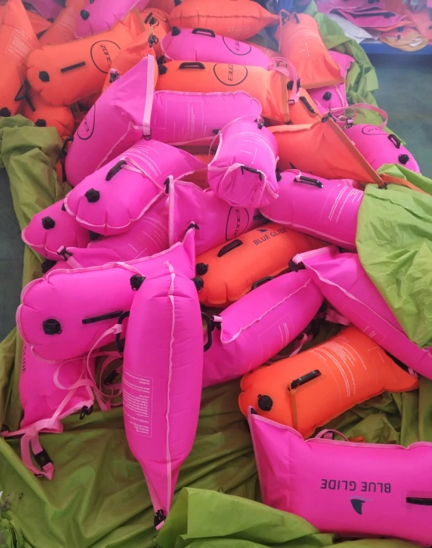 Custom Logo Floating Inflatable Open Water Safety Swim Buoy Dry Bag for Open Water Swim Buoys - Image 6